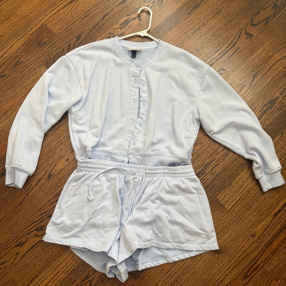 Universal Thread Light Blue Set Size Large - image 2